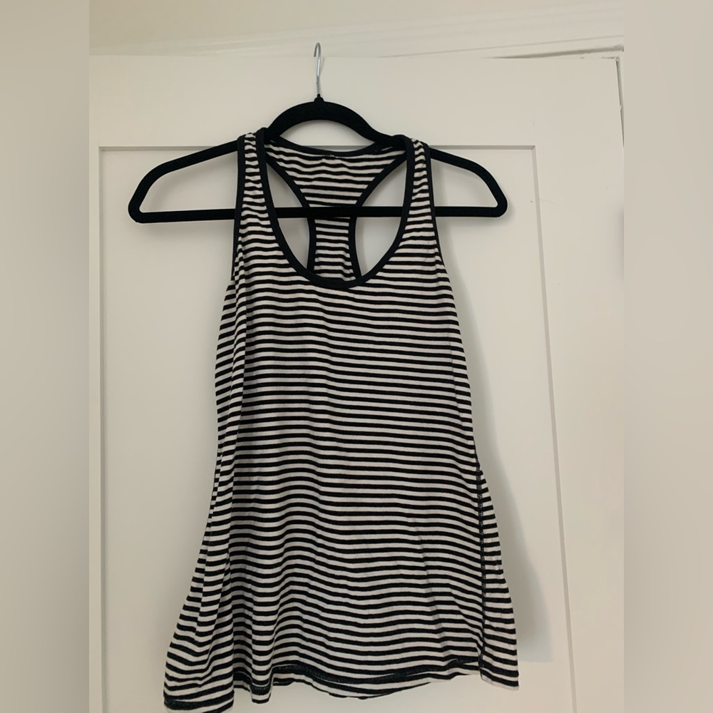 Lululemon size 8 striped tank top